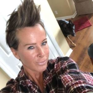 Meet your Posher, Leeanne